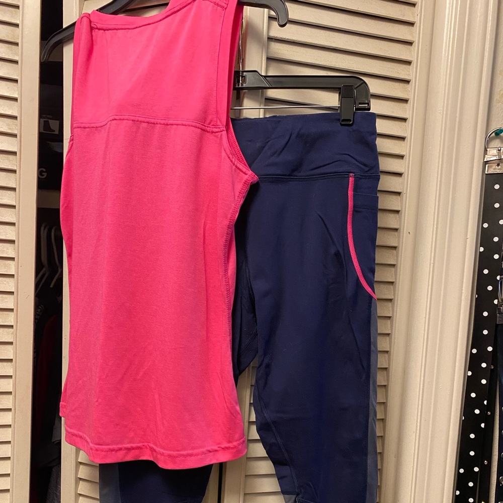 Women workout outfit